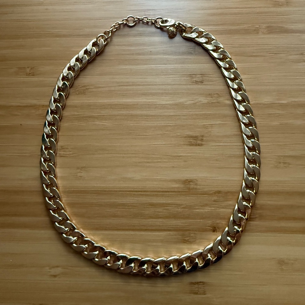 Chunky Gold Necklace - NWOT - Picture 4 of 8